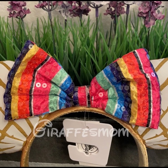 Disney Parks Pan Dulce Concha Minnie Ears - Picture 5 of 5